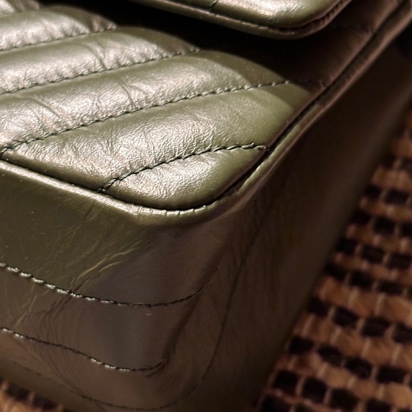 NEW Chanel 2.55 225 Reissue 16A Green Chevron Calfskin GHW Small Flap Classic - Picture 5 of 13